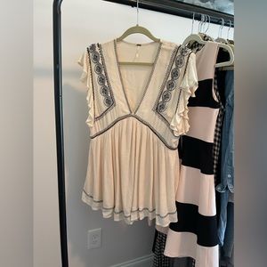 Free People shirt with pockets Medium